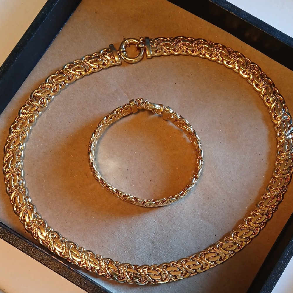 Gold Tone Byzantine Necklace And Bracelet Set